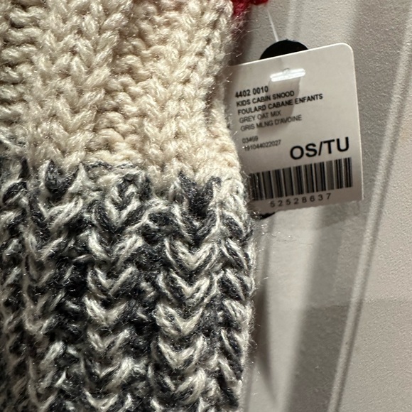 Roots Neck Warmer - Picture 3 of 3